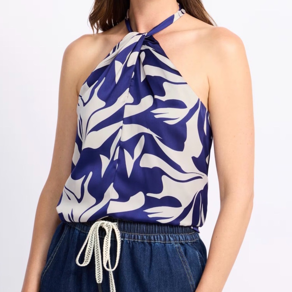 NWT~Gilli Navy and White Patterned Halter Top